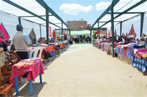 San Miguel Se realizó la gran feria de productos textiles elaborados