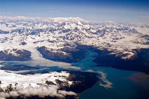 Le Réchauffement A Provoqué Leffondrement Dun Glacier En Alaska