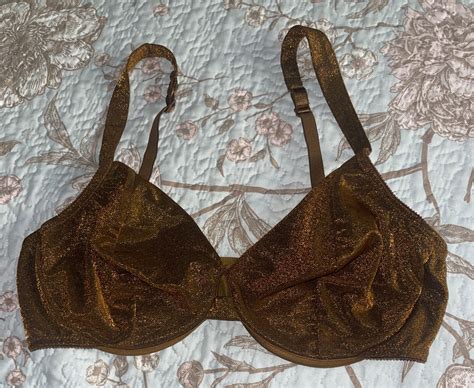 Vintage Victorias Secret Shiny Underwire Unlined Bra Gem