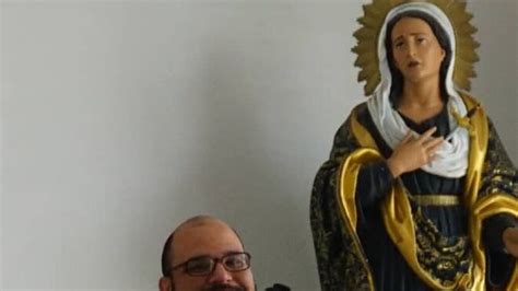 Antonio Masferrer S J Director De Vida Cristiana Un Gesto Una