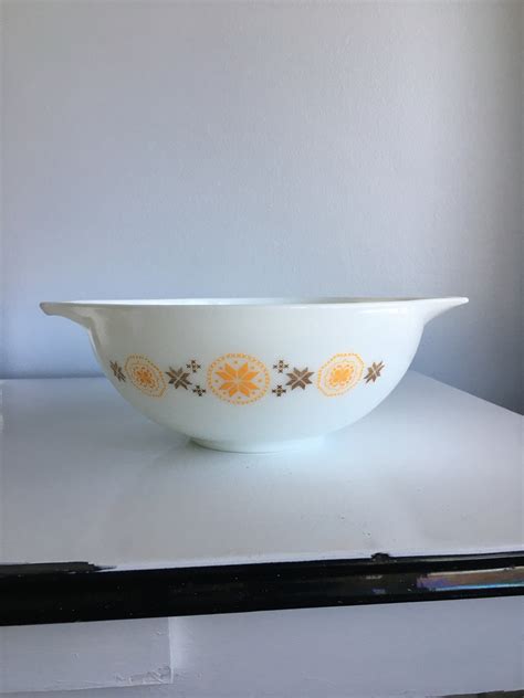 Vintage Pyrex Town And Country Cinderella Mixing Bowl Etsy