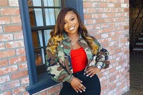 Reginae Carter Is Flexing On The ‘gram In Her Latest Pics Check Out Why She Received Backlash