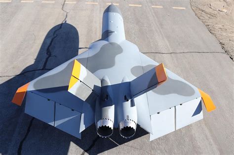 Check Out This Stealth Target Drone: It Could Be a Warplane in Disguise ...