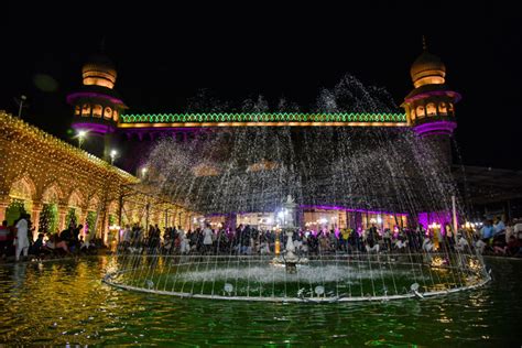 Shab E Barat Observed In Kashmir Prayers Not Allowed At Jamia Masjid