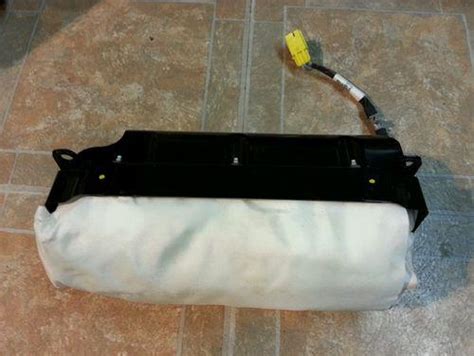 Purchase 06 07 Chevy Malibu Airbags Air Bags Seat Belts Module W Dash