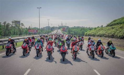 Ducati Panigale Kingdom Gathering Bm Paul Tan S Automotive News