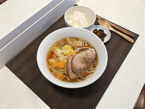 小六『北海道限定 ほたて醤油ラーメン』を食べてみた！ らーめんや食べ歩きや史跡旅やディズニーのブログ