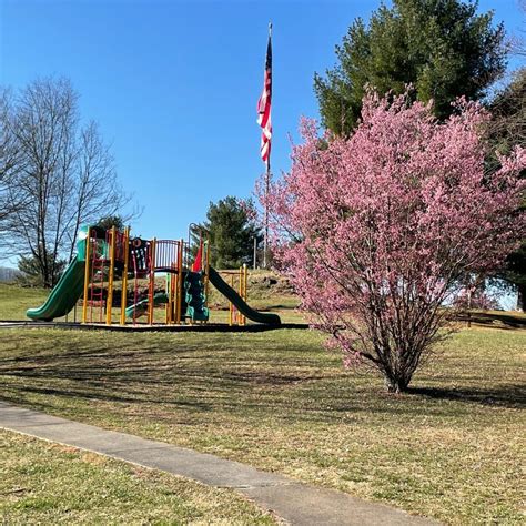Downtown Rogersville Pocket Park East Tennesee Visitors Guide