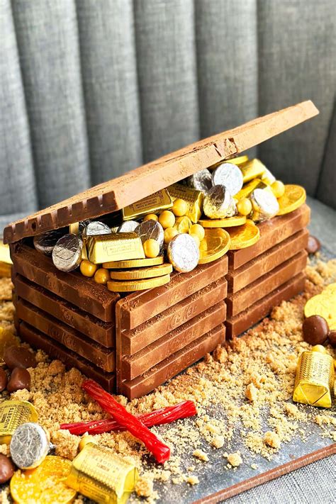 Download Mysterious Treasure Chest | Wallpapers.com
