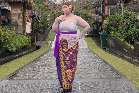 Model Kebaya Untuk Orang Gemuk Trik Tips Memilih Kebaya