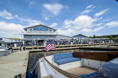 Boothbay Harbor Oceanside Golf Resort — Boothbay Harbor Hotels — Maine.com