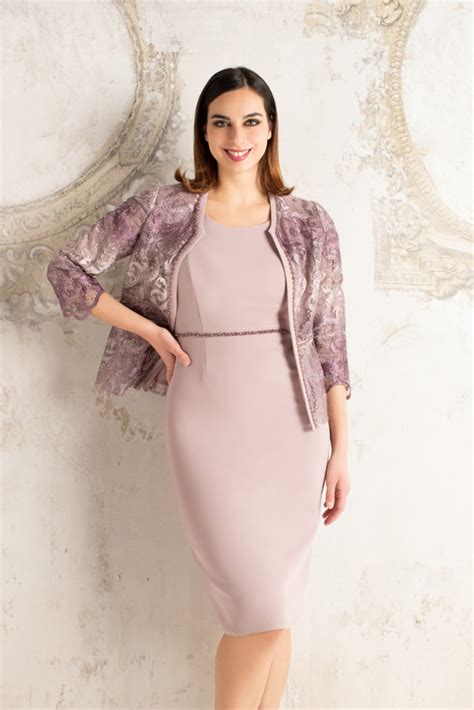 Tailleur Donna Curvy Guida Per Un Look Elegante Musani