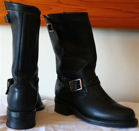 INDIAN MOTORCYCLE Vintage mint condition pre-owned barely worn women's boots, on sale and ...