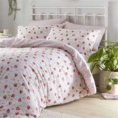 Homemaker Bedding Duvet Cover Bed Quilt Set Pillow Cases Strawberry