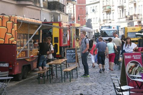 Food Trucki W Kaliszu Ju Kusz Kaliszan Smakami Z Ca Ego Wiata Foto