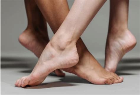 How To Sell Feet Pics Without Getting Scammed Explained