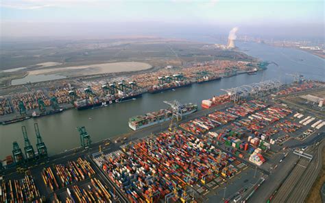 Port of Antwerp Develops Smart Dock for Container Ops