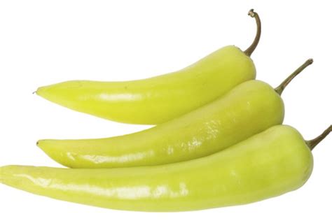 The Differences Between Mild Hot Banana Peppers LEAFtv
