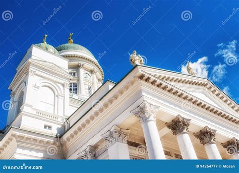 Detalles De La Catedral De Helsinki En Finlandia Imagen De Archivo