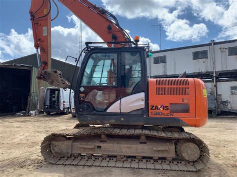 Hitachi Zx Lcn Tracked Excavator