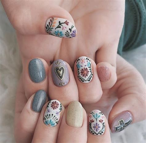 Amazing Unique Boho Nail Art Ideas Worth Giving A Try Fall Nail