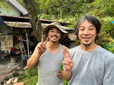 【写真・画像】東出昌大の山小屋、危機一髪「家が燃えたら数字取れるって話してたら、マジで燃えかけた」 2枚目 バラエティ Abema