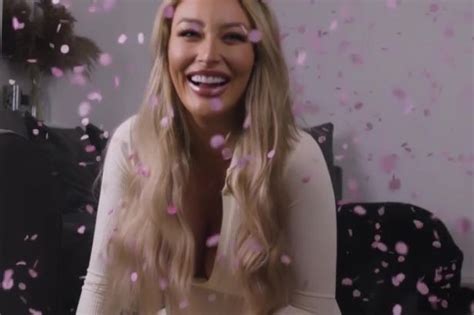 Love Island S Chloe Crowhurst Can T Stop Smiling As She Discovers Baby