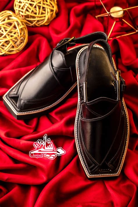 Peshawari Chappal Kaptaan Chappal Black