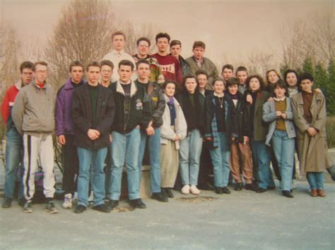 Photo de classe 1 ére Année BEP Hotelerie Lycée COLARD NOEL de 1990