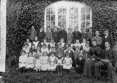 Pupils Llangernyw School 1899 Pupil School Thomas