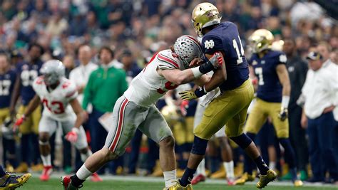 Notre Dame Defeats Ohio State 5 1 In First Ever Hockey Matchup