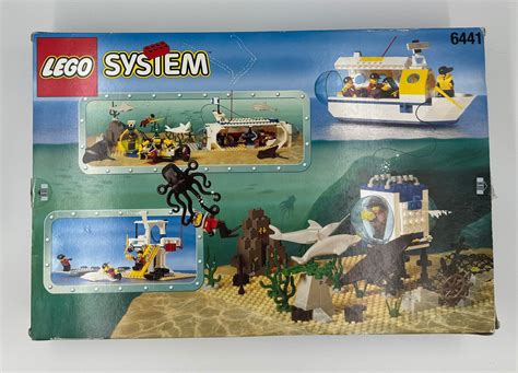 Lego Set Deep Reef Refuge Complete With Box And