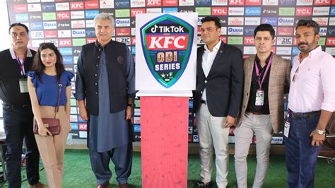 Kfc Announces Title Sponsorship For Pakistan Australia Odi Series