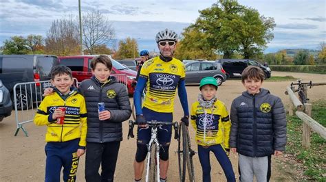 V Lo Club Du Velay Cyclisme Un V Lo Club Du Velay P Tillant Au