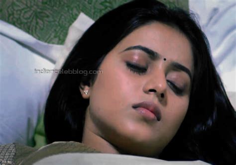 Poorna Shamna Telugu Avunu Hot Saree Navel Hd Caps Indiancelebblog