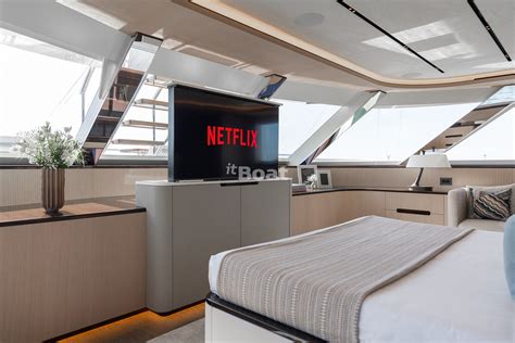 Moonen 110 Mustique: Prices, Specs, Reviews and Sales Information - itBoat