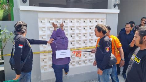 Polisi Gelar Rekonstruksi Kasus Pembunuhan Dosen Uin Solo Pelaku