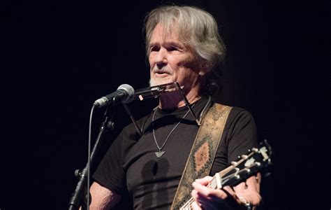 Kris Kristofferson Leyenda Del Country Y Estrella De Ha Nacido Una