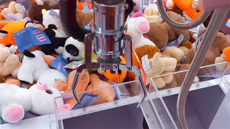 Rigged Shining Cube Claw Machine At Skegness YouTube