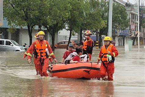 [In Photos] Typhoon In-Fa Pummels Shanghai, Chinese Provinces of ...