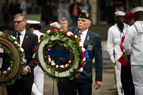 DVIDS - Images - U.S. Navy Ceremonial Band performs at Navy Memorial for Memorial Day Wreath ...