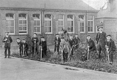 Pupils At Bridge Road School In The Garden Circa 1910 Coalville Heritage