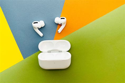 Описан способ отличить поддельные AirPods от оригинальных - Газета.Ru ...