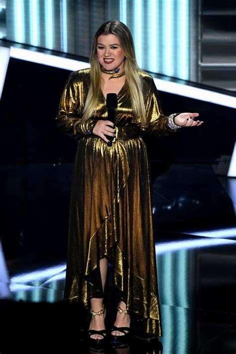 Kelly Clarkson At The 2020 Billboard Music Awards The Best Billboard