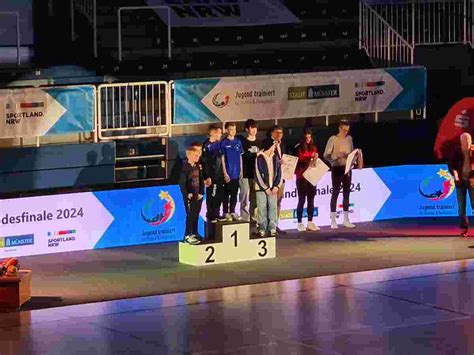 Gymnasium Am Oelberg Extrem Enges Landesfinale Im Handball