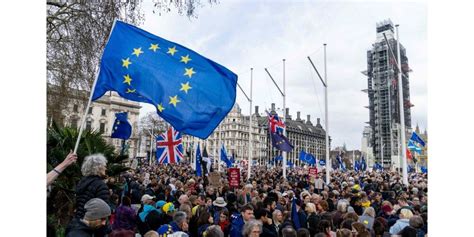 Royaume Uni Crise politique Brexit la rue réclame un nouveau