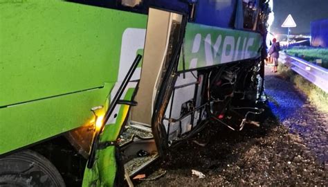 Autobus Flixbus Coinvolto In Incidente Sulla A Tra Modena Sud E