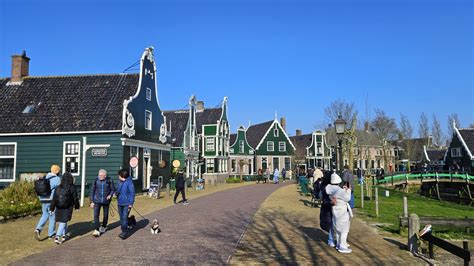 Solve De Zaanse Schans Jigsaw Puzzle Online With Pieces