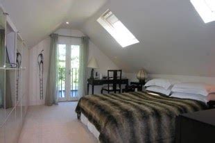 Ukquickies SURREY Slut Wants Sex