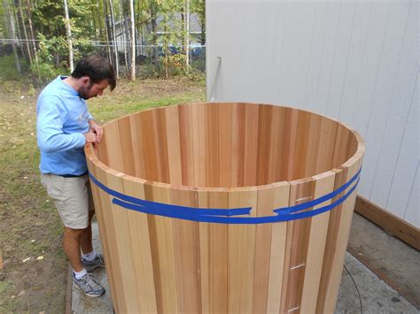 Woodworking Plans Can Rack: Build Your Own Cedar Hot Tub Wooden Plans